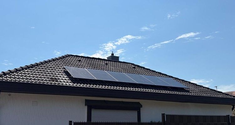 Photovoltaikanlage mit 10 kWp und Batteriespeicher